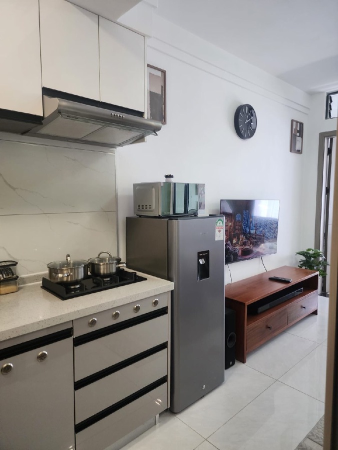 Kitchen and living overview